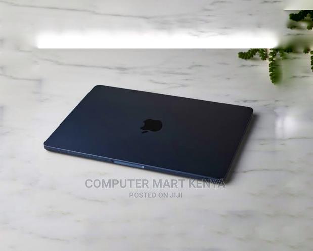 New Laptop Apple MacBook Air 8GB Apple M1 SSD 512GB - thumbnail 2