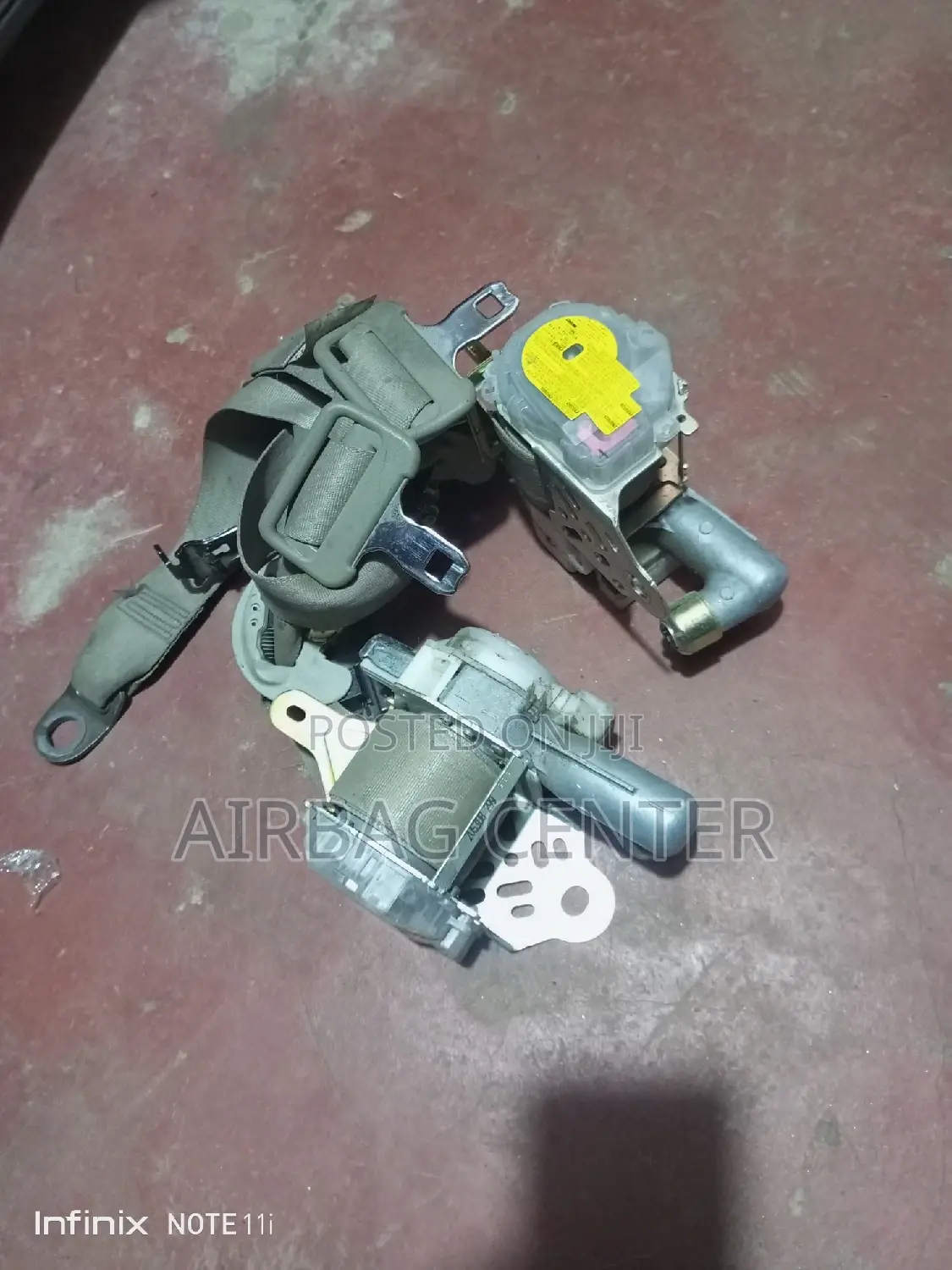 Toyota Harrier Front Safety Belts