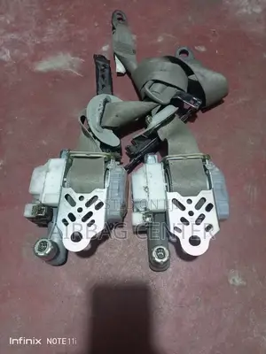 Toyota Harrier Front Safety Belts