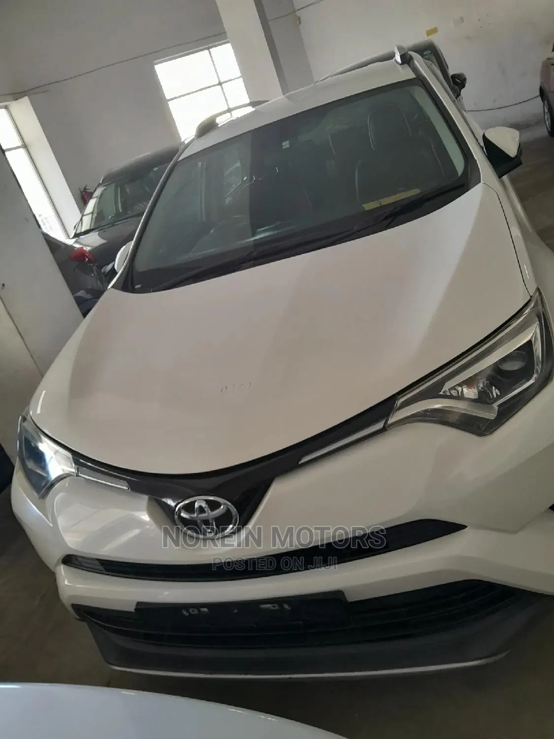 Toyota RAV4 2016 Off white