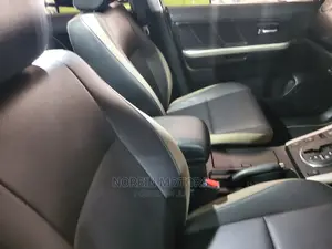 Suzuki Escudo 2017 Silver