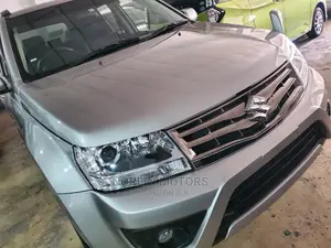 Suzuki Escudo 2017 Silver