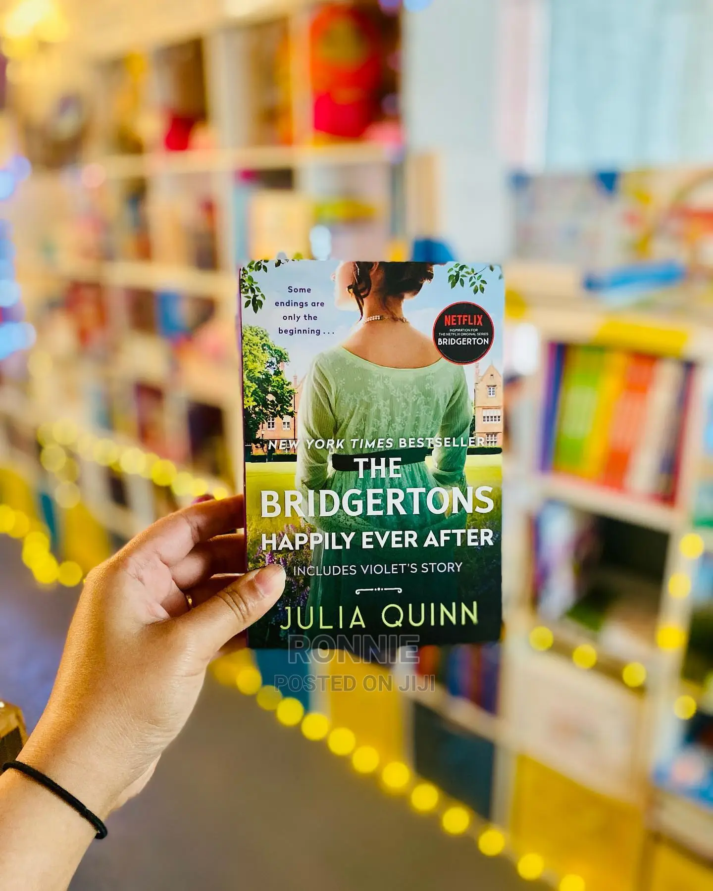 The Bridgertons Book by Julia Quinn