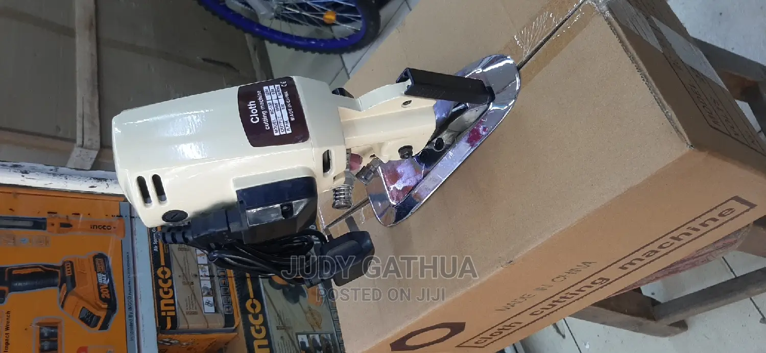 Electric Cloth Cutting Machine