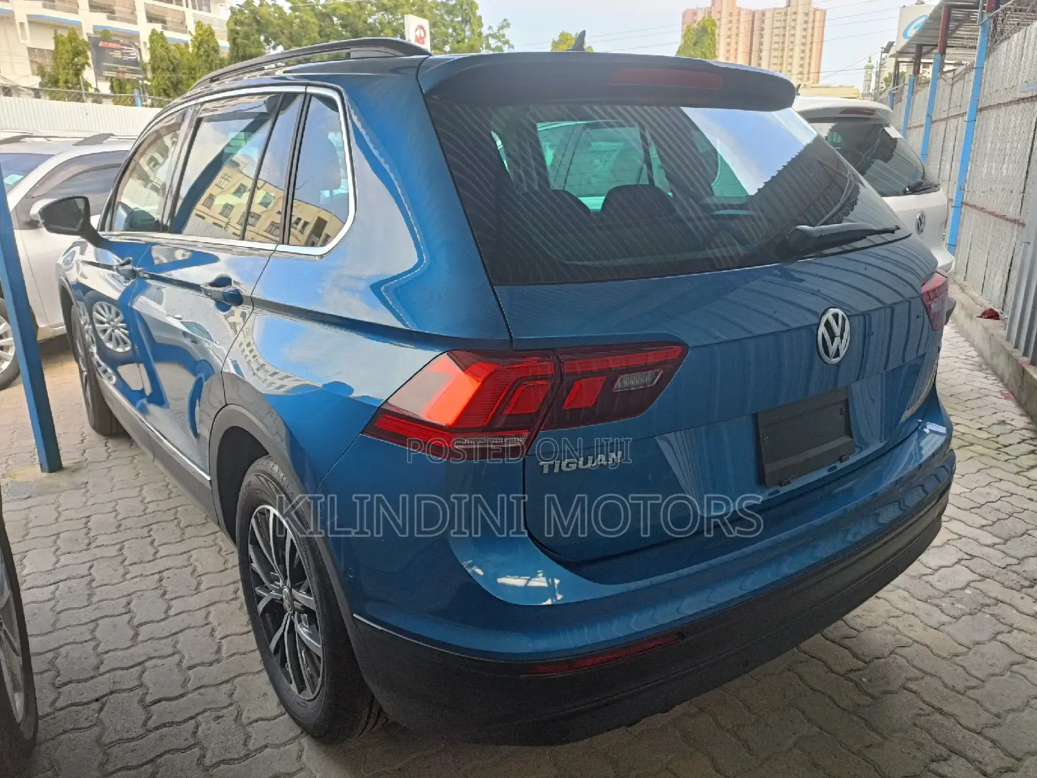 Volkswagen Tiguan 2018 Blue