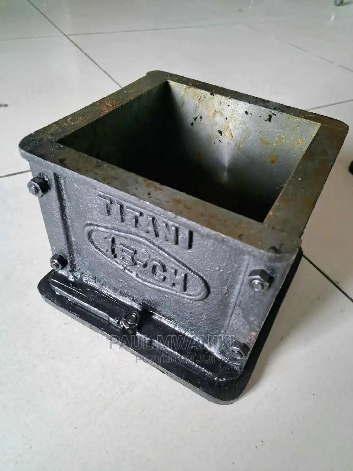 CI CUBE MOULD Size: 150x 150 X 150 Mm, 7 KGS Cast Iron
