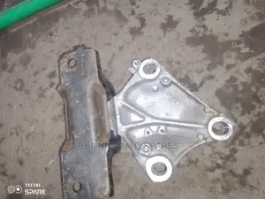 Honda Vezel Gearbox Mounting