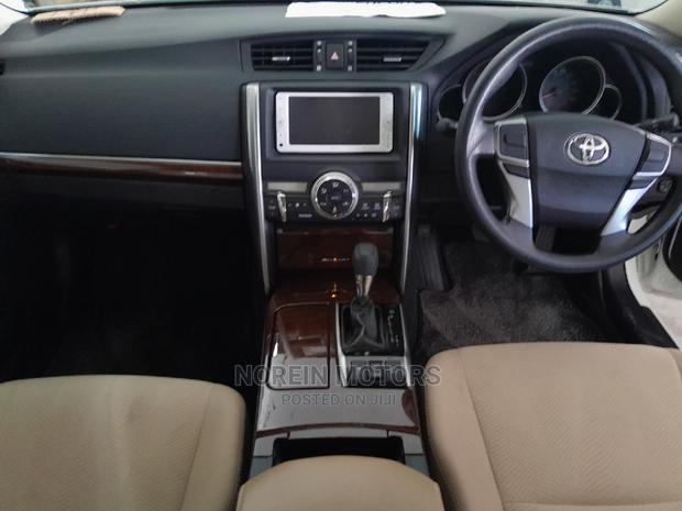 Toyota Mark X 2014 White - thumbnail 10