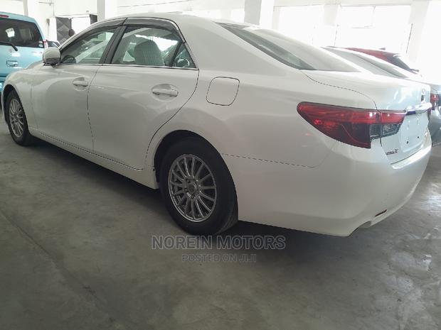 Toyota Mark X 2014 White - thumbnail 5