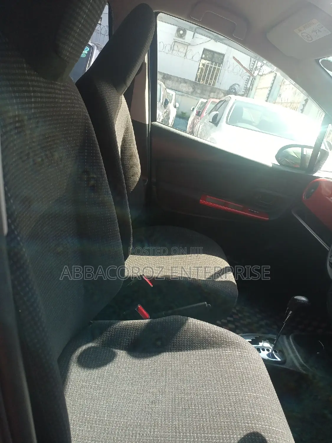 Toyota Vitz 1.0 FWD 5dr 2016 Blue