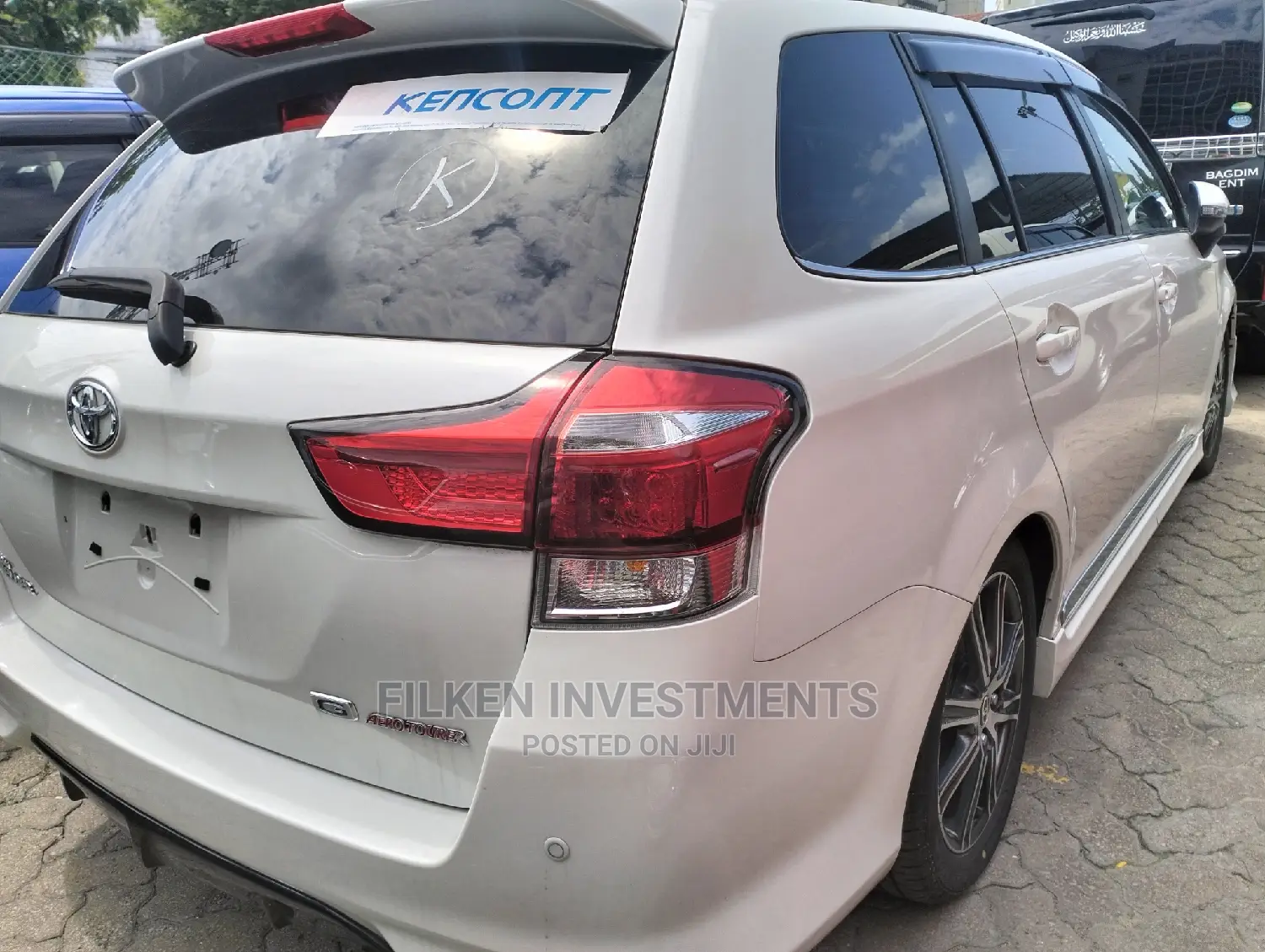 Toyota Corolla Fielder 2019 White