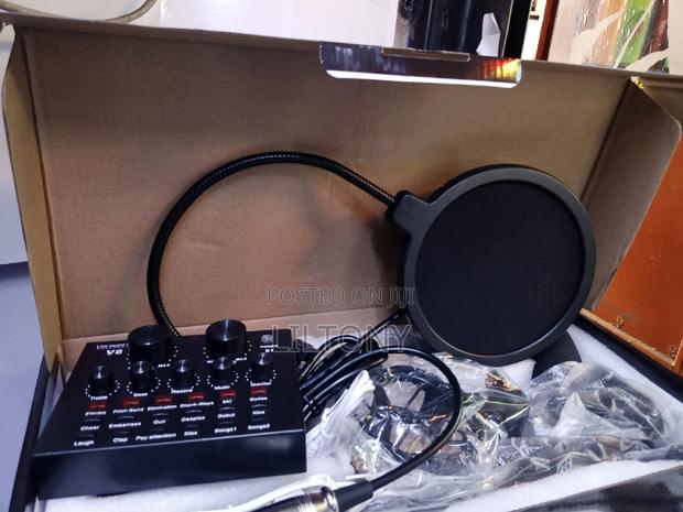 V8 Sound Card Condenser Microphone/Sound Card - main view