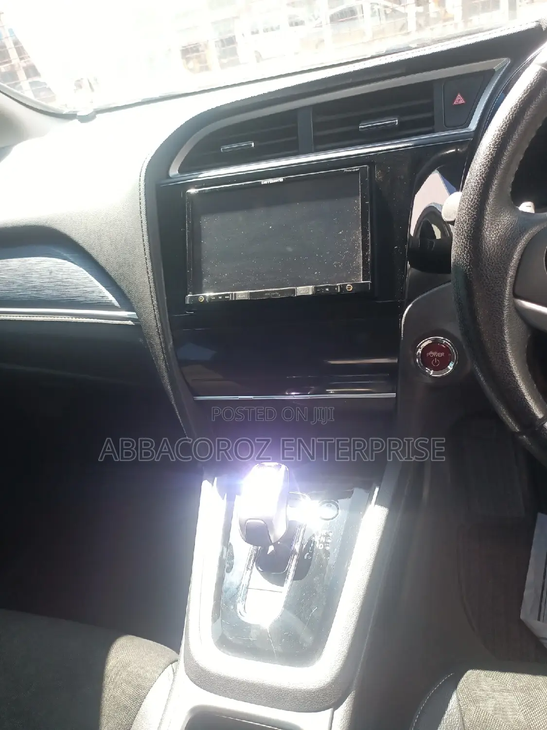 Honda Shuttle 1.5 Hybrid 2WD 2017 Silver