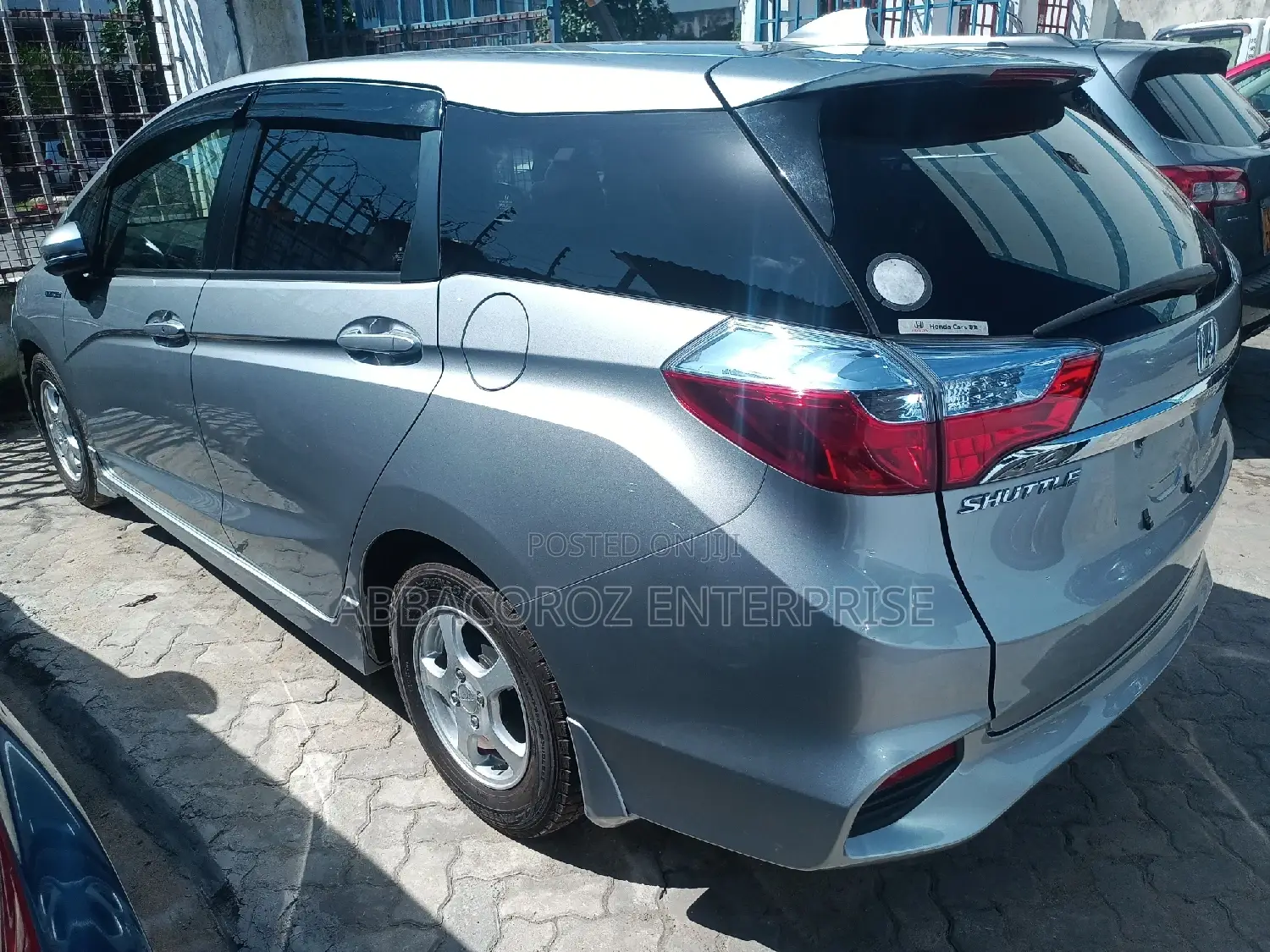 Honda Shuttle 1.5 Hybrid 2WD 2017 Silver