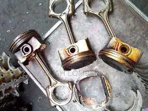 Subaru FB16 Engine Pistons