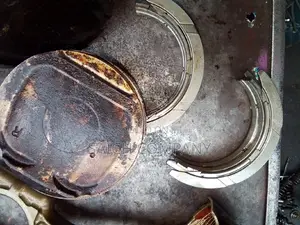 Subaru FB16 Engine Pistons