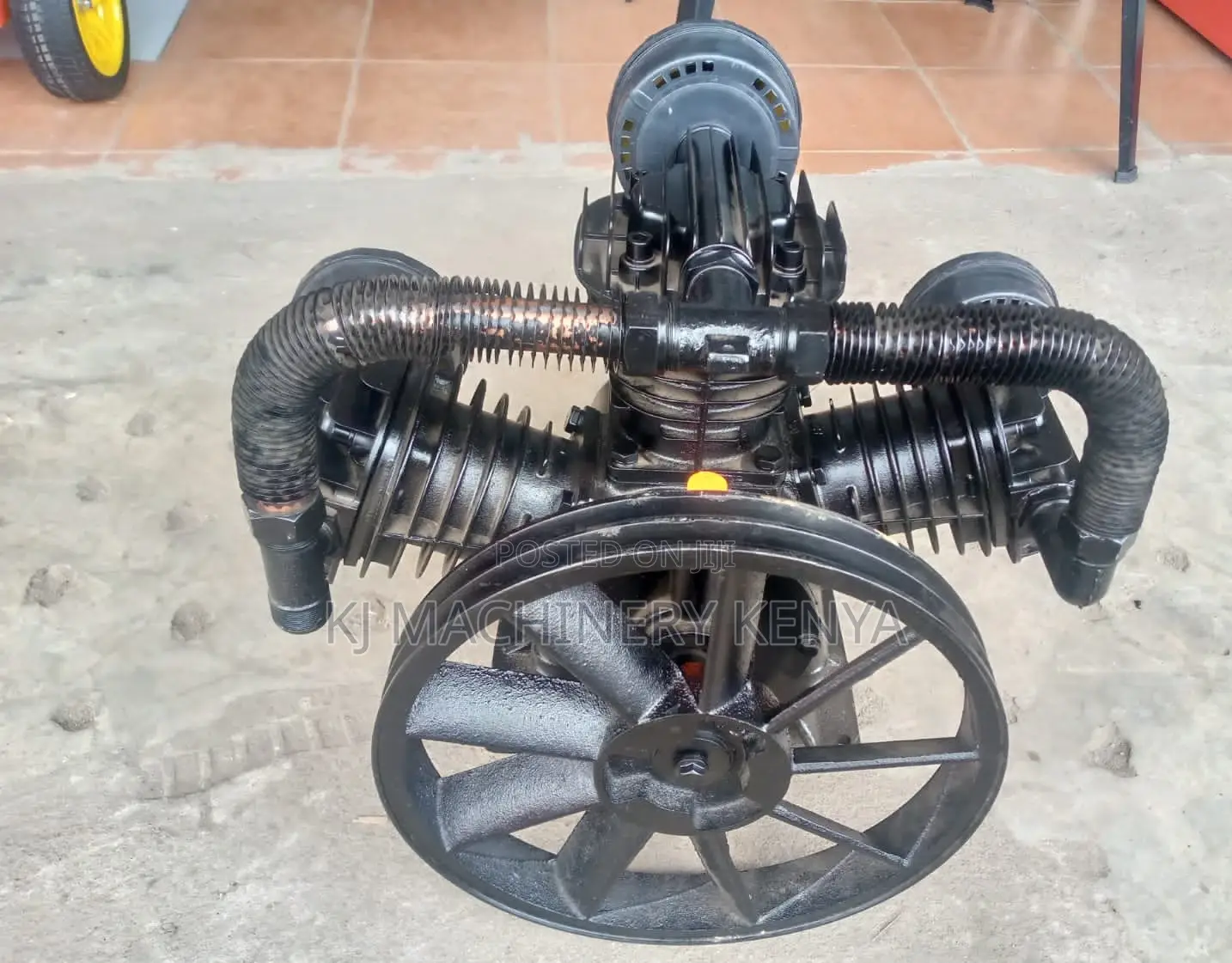Compressor Head