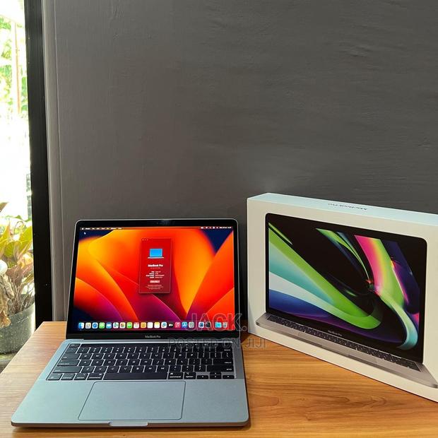 Laptop Apple MacBook Pro 2020 M1 16GB Apple M1 Pro SSD 512GB - main view