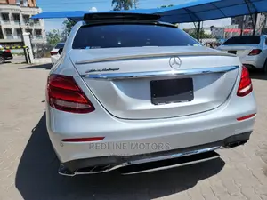 Mercedes-Benz E200 2017 Silver