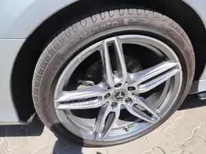 Mercedes-Benz E200 2017 Silver