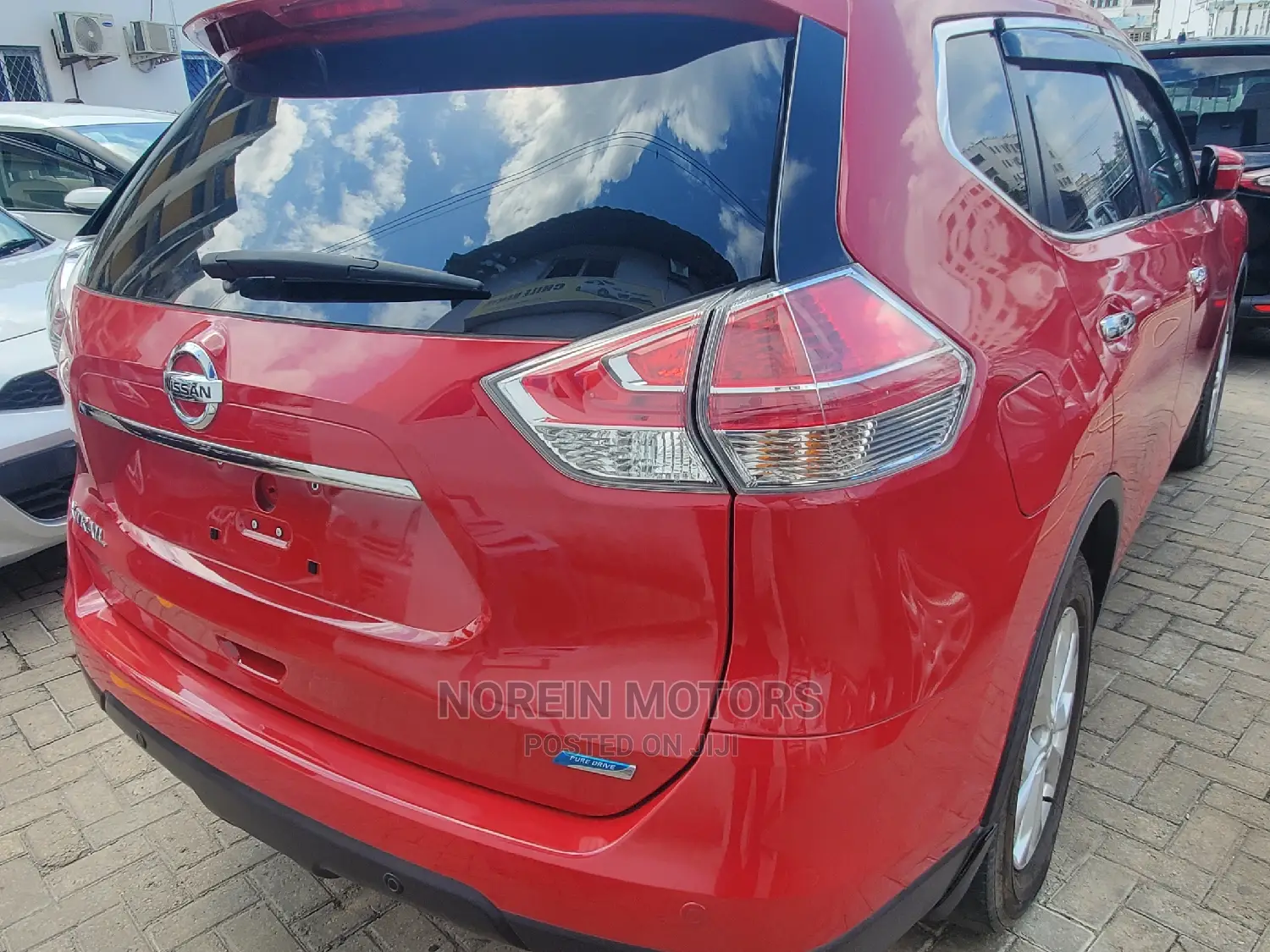 Nissan X-Trail 2016 Red
