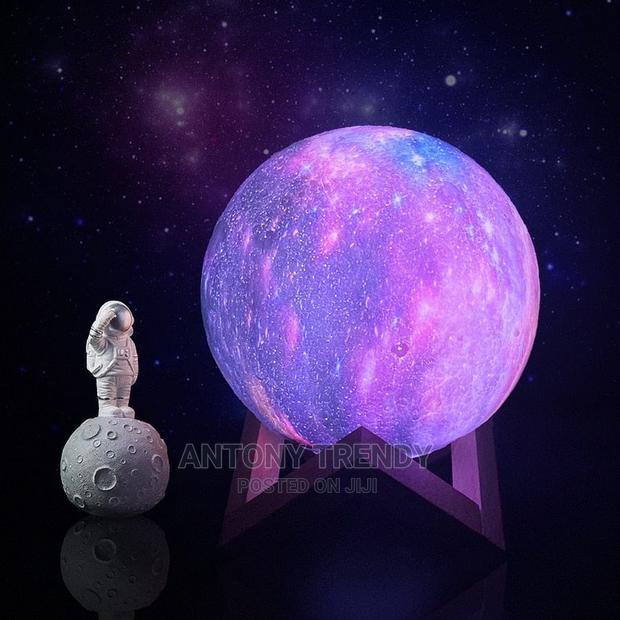DS Living Moon Lamp 16 Multi Colour