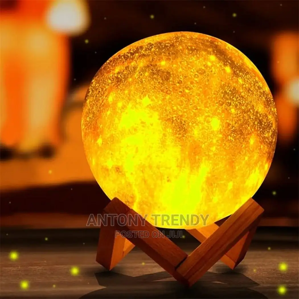 Mind-Glowing Moon Lamp - 3D