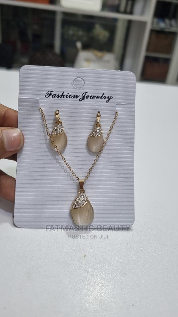 Pretty Jewellery Set - thumbnail 3