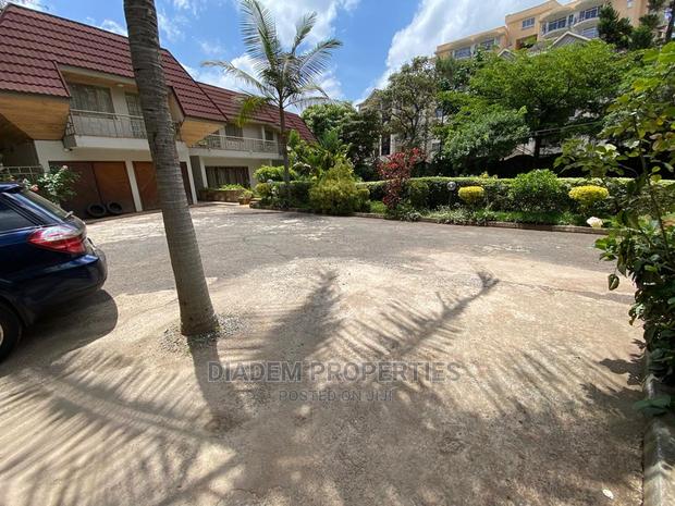 8bedroom Commercial Property to Let - thumbnail 2