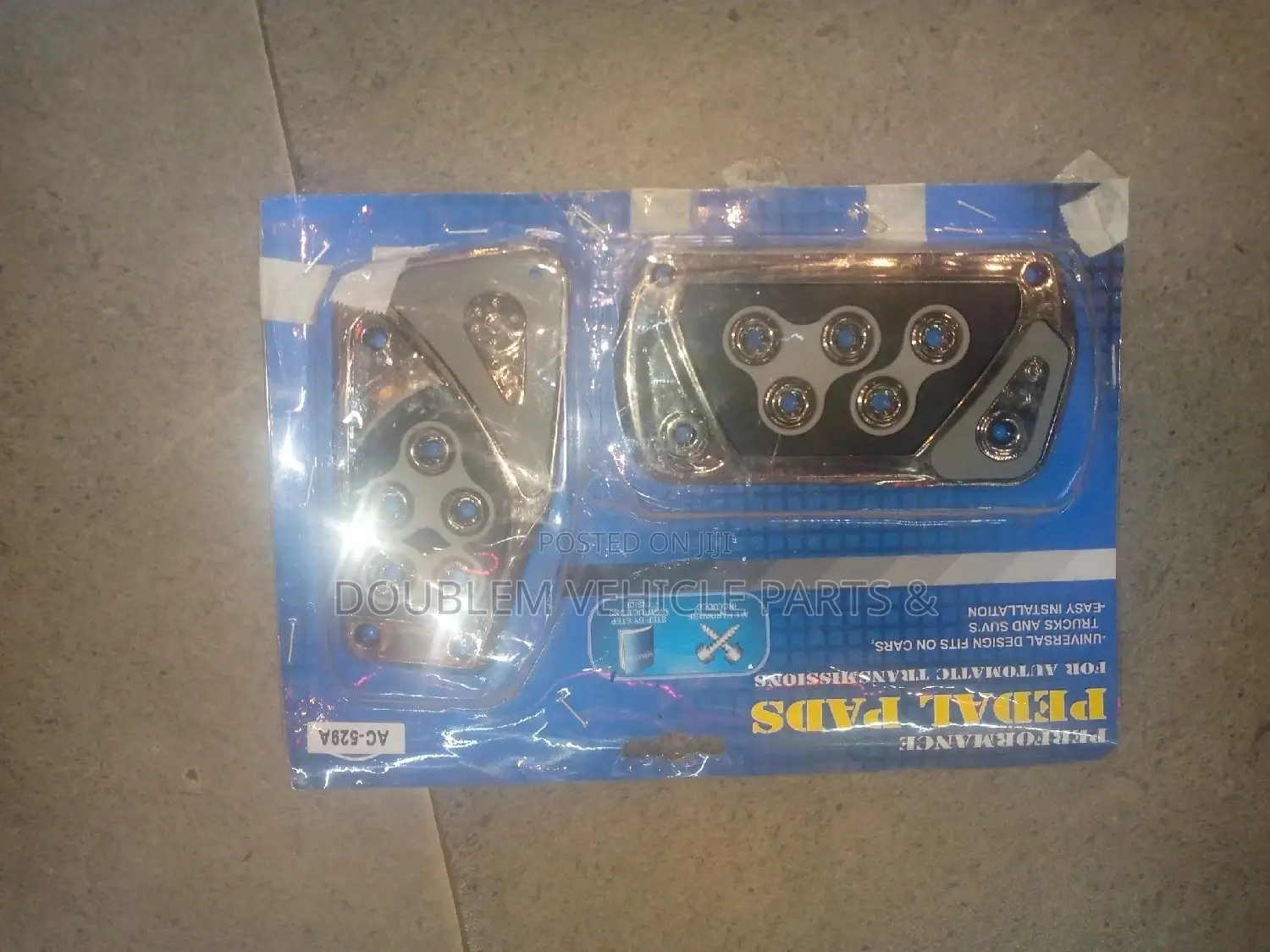 Automatic Pedal Pedals Pads .Universal in All Vehicles