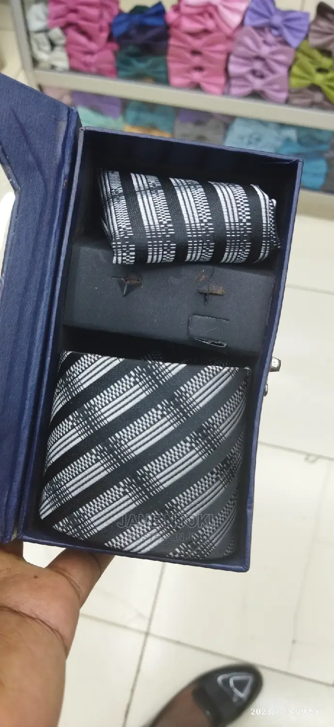 Tie Set Box