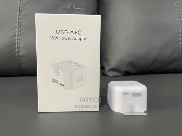 USB A+C 35W Power Adapter - main view