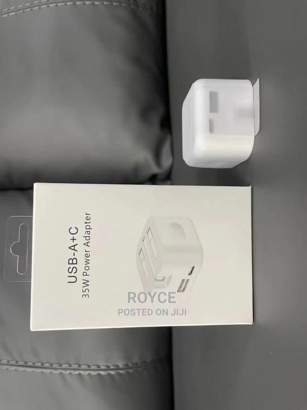 USB A+C 35W Power Adapter - thumbnail 2