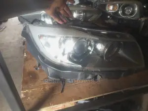 BMW X1 Headlight Xenon
