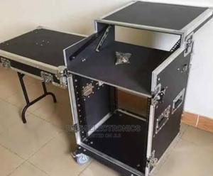 Rack 12unit 3door for Amplifiers - main view