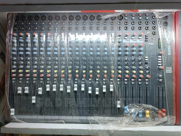 Allen Heath Zed-22fx Plain Mixer - thumbnail 3