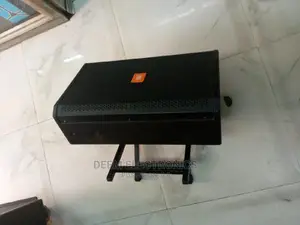 JBL Monitor Speakers 12" 712