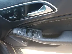 Mercedes-Benz GLA 250 2016 Gray