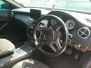 Mercedes-Benz GLA 250 2016 Gray