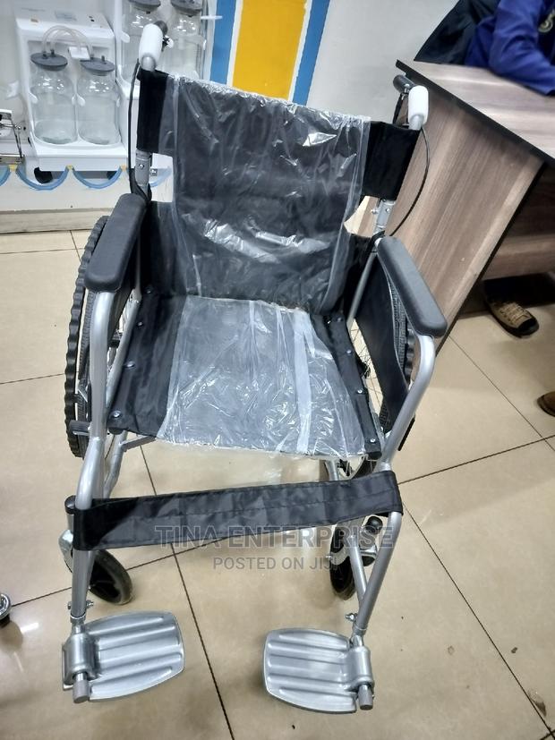 Standard Wheelchair - thumbnail 4