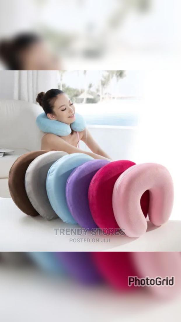 Travelling Neck Pillow - main view