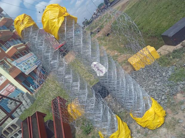 Chainlinks With Heavy Guage - thumbnail 2