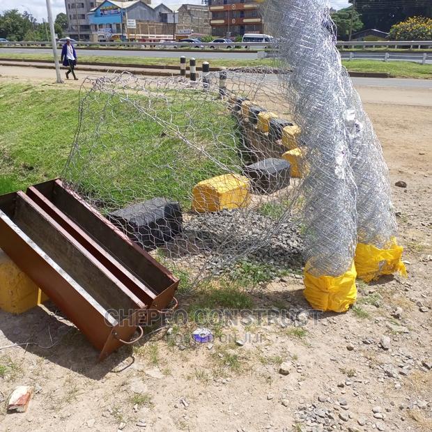 Chainlinks With Heavy Guage - thumbnail 3