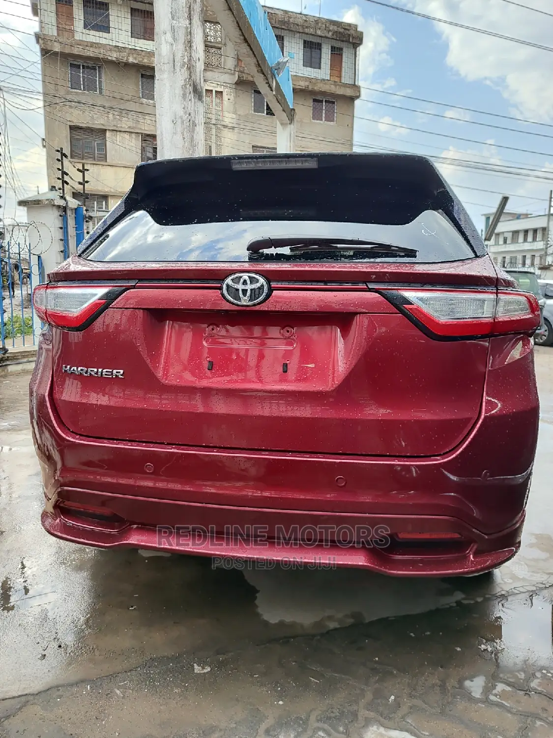 Toyota Harrier 2.0 2016 Red