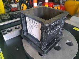Concrete Testing Equipment Cast Iron Cube Mould -150mmx150mm - thumbnail 2