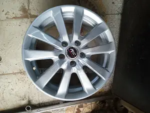 RC 15 Inch Toyota Primio Rims Set