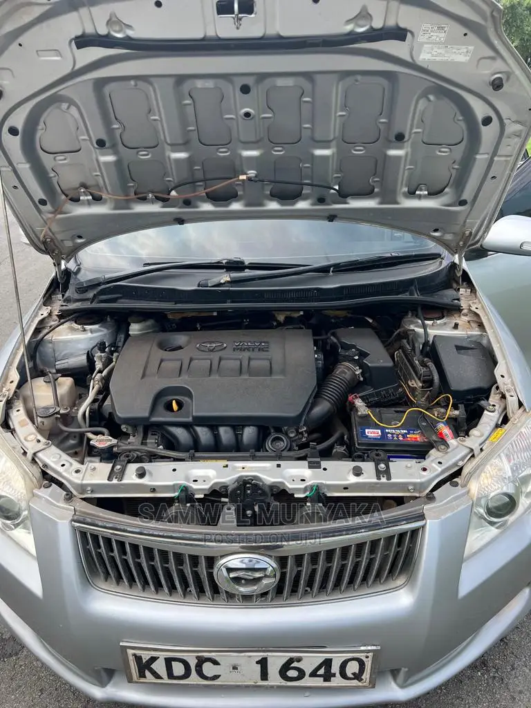 Toyota Axio 1.5 Luxel 4WD 2013 Silver
