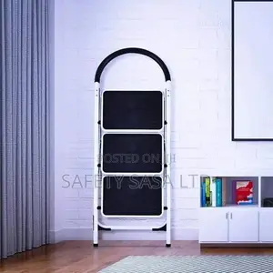 Heavy Duty Steel Step Ladder: Multipurpose Ladder