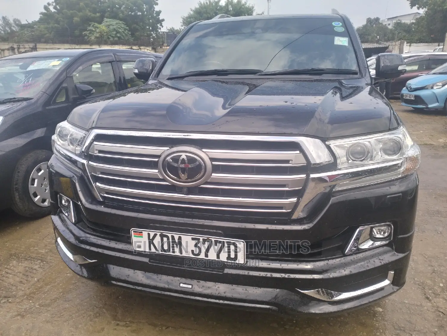 Toyota Land Cruiser 4.6 V8 ZX 2017 Black