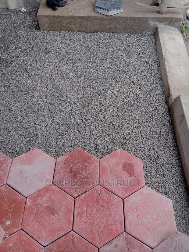 Perfect Hexagon Coloured Cabros - thumbnail 3